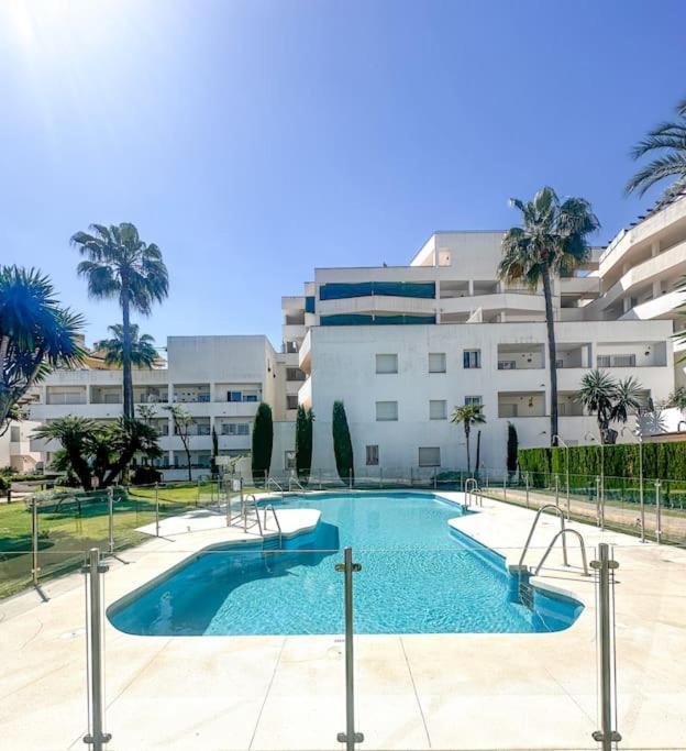 Jardines Nueva Andalucia 26 Apartment *